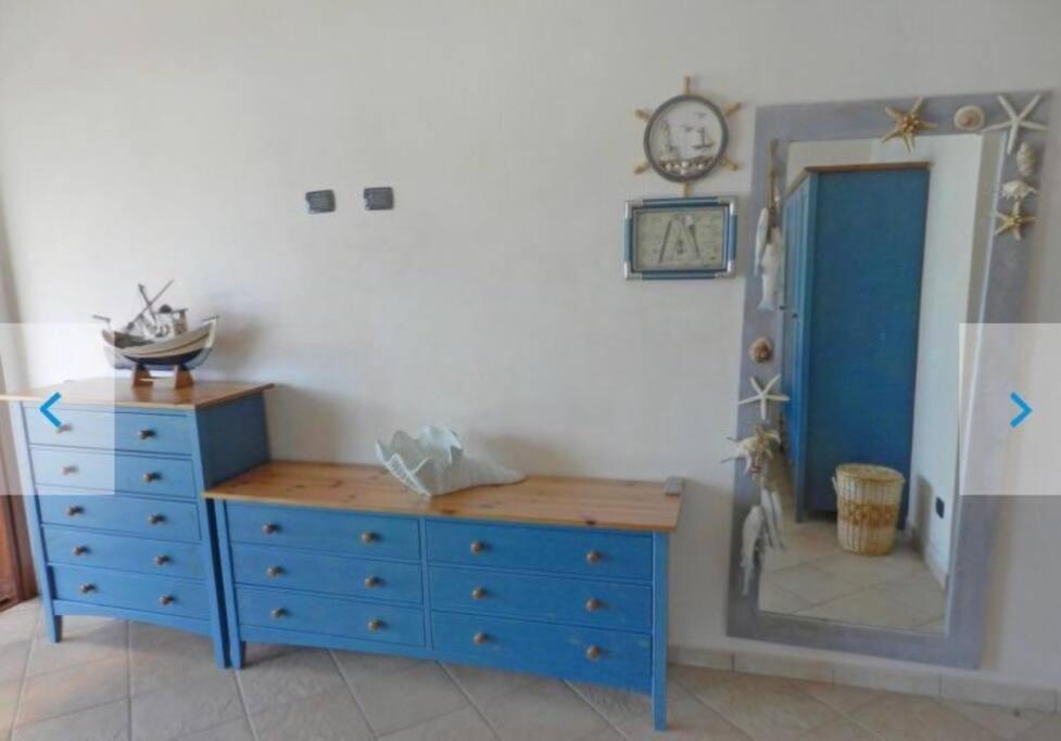 Apartment Pied Dans L'Eau Golfo Aranci Exteriör bild